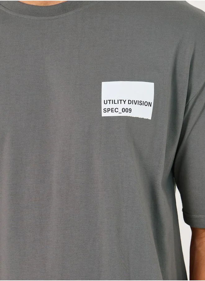 Styli Minimal Chest Sticker Print Oversized T-Shirt