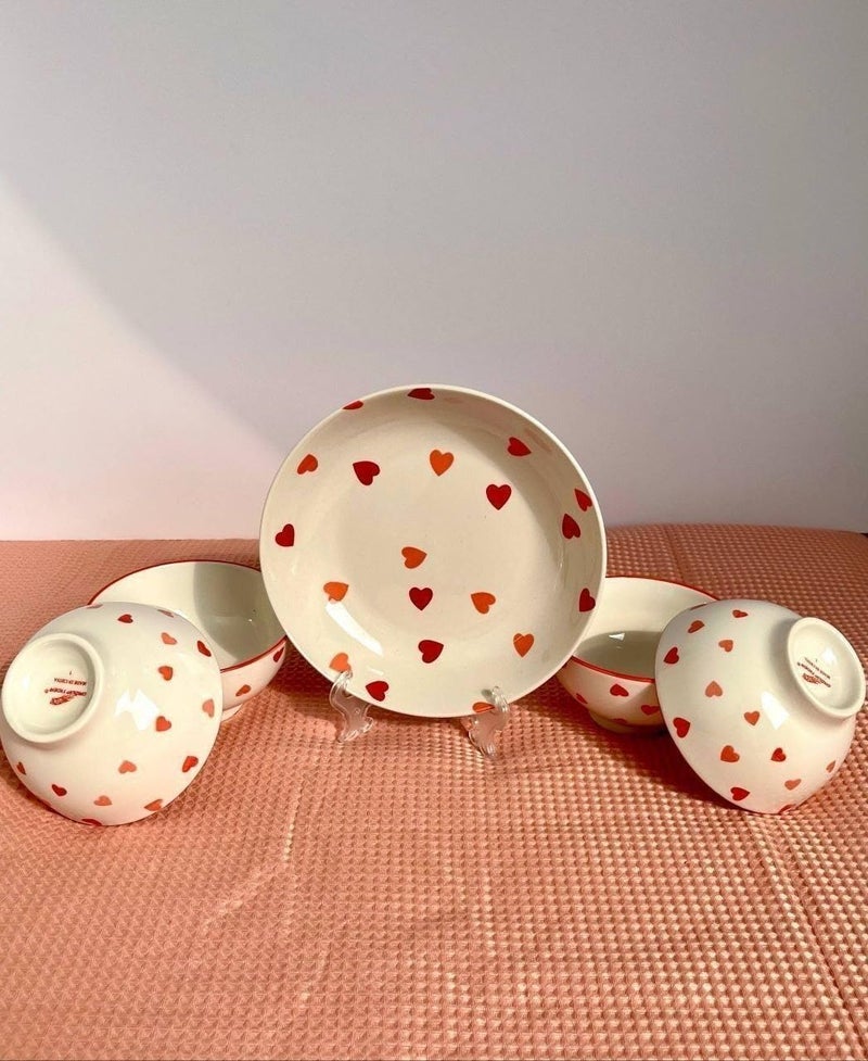 Generic Porcelain Serving Dish Set, White and Red, Bowls and Plate, 5-Piece, Oven and Microwave Safe, .Ais - Image 1