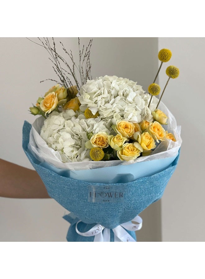 Generic Mix Of White And Blue - Large Fresh Flowers 