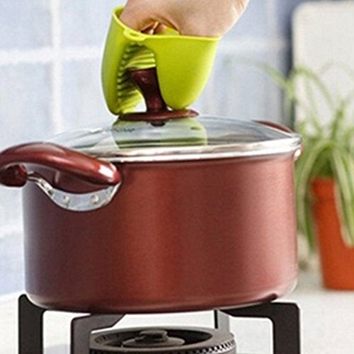 Bagonias Silicone Oven Mitts and Holder for hot Utensils and Pot Holder, Heat Resistant Pinch Grip Mitten for Kitchen and Barbecue Mitts (1 Set - Random Color) - Image 4