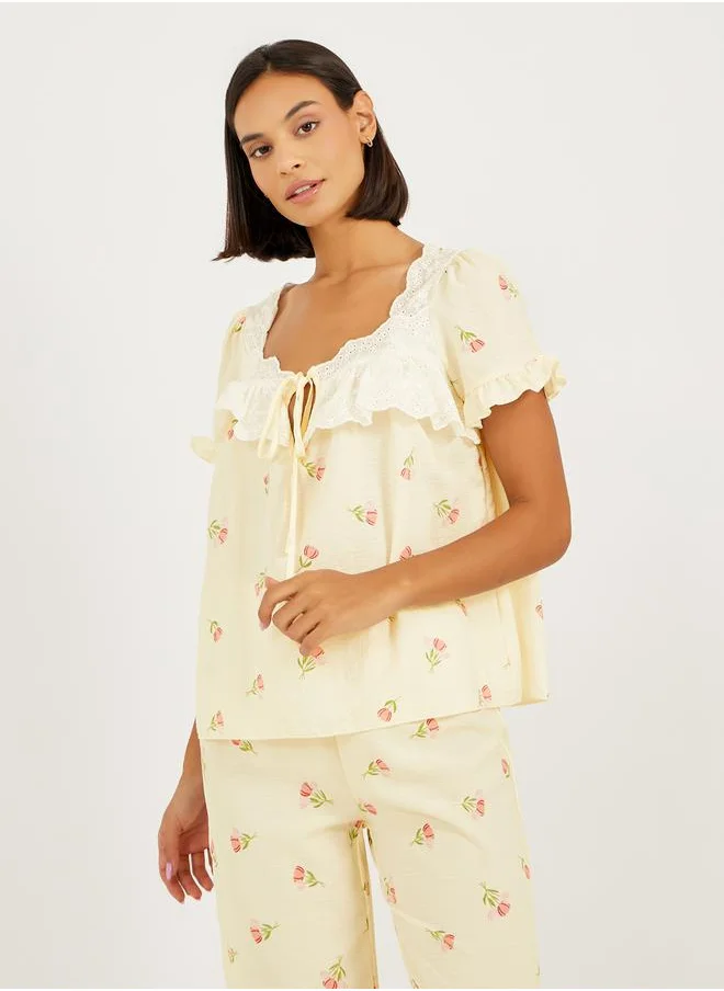 ستايلي Floral Textured Ruffle Sleeve Hem Broderie Trim Top and Pyjama Set