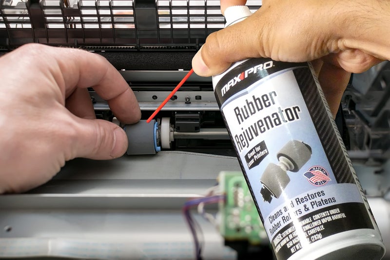 Max Professional 2145 Rubber Rejuvenator - 10 oz.,Black and Silver - Image 4