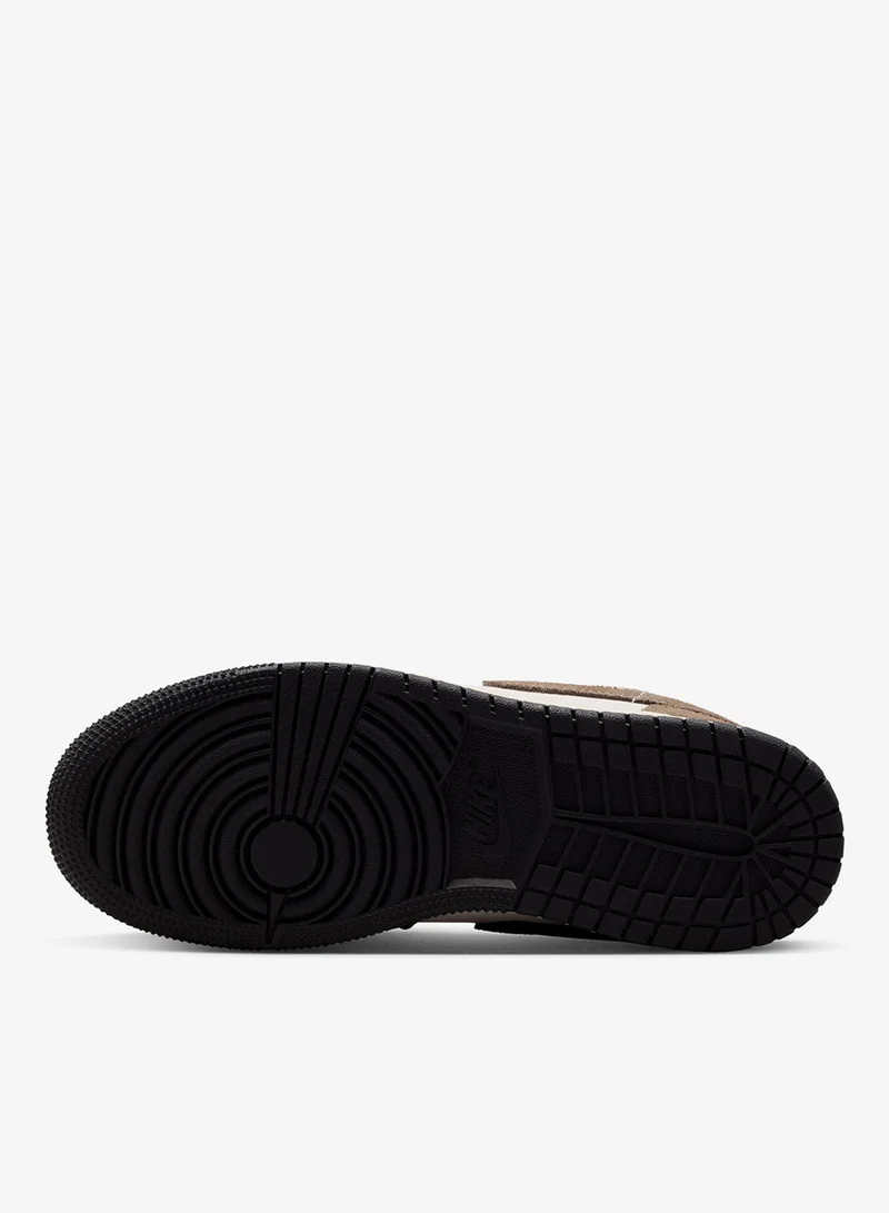 Jordan PALOMINO/BLACK-PHANTOM-SAIL-UNIV RED Youth Air Jordan 1 Low  | Best Price UAE