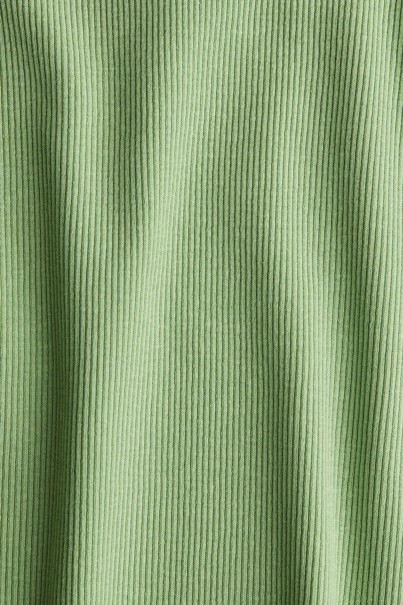 H&M Cropped vest top