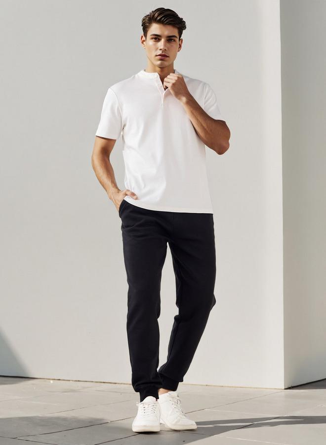 سبلاش فيڤ تي شيرت بياقة هينلي بقصة عادية - Image 1