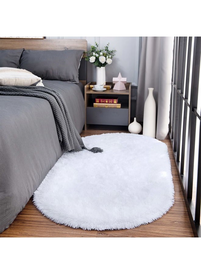 Noahas Ultra Soft Velvet Bedroom Rugs Kids Room Carpet Modern Shaggy Area Rugs Home Decor 2.6' X 5.3', White - Image 3