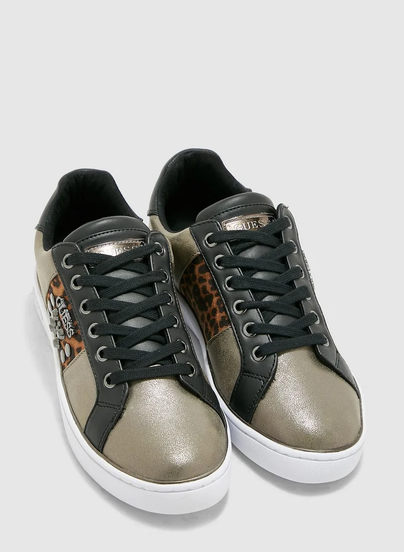 GUESS Brandia Low Top Sneaker