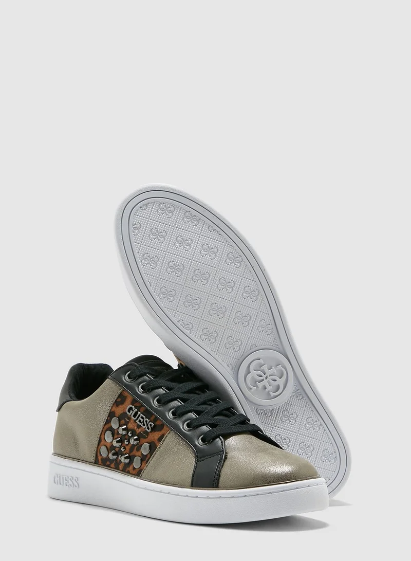 GUESS Brandia Low Top Sneaker