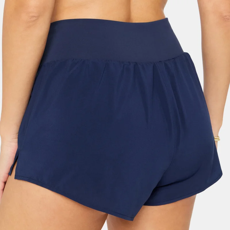 Fabletics شورت Sun Chaser للنساء