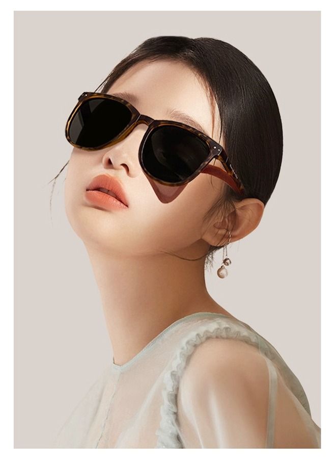 Unique Foldable Sunglasses For Women Men, Square Folding Easy Carry Shades UV400 Protection Lens Suitable for running, driving, traveling,hiking and other outdoor sports-Amber . - Image 5