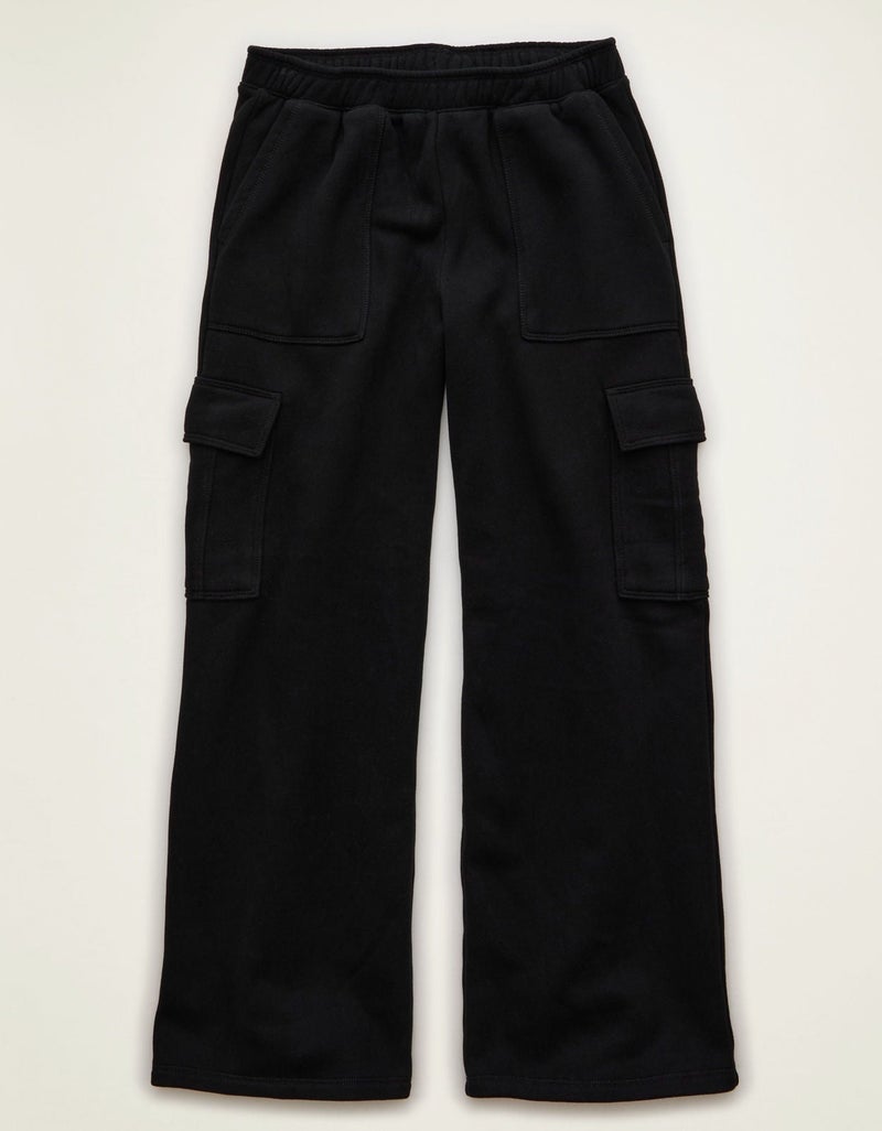 American Eagle AE Everyday Luxe Cargo Wide-Leg Sweatpant - Image 4