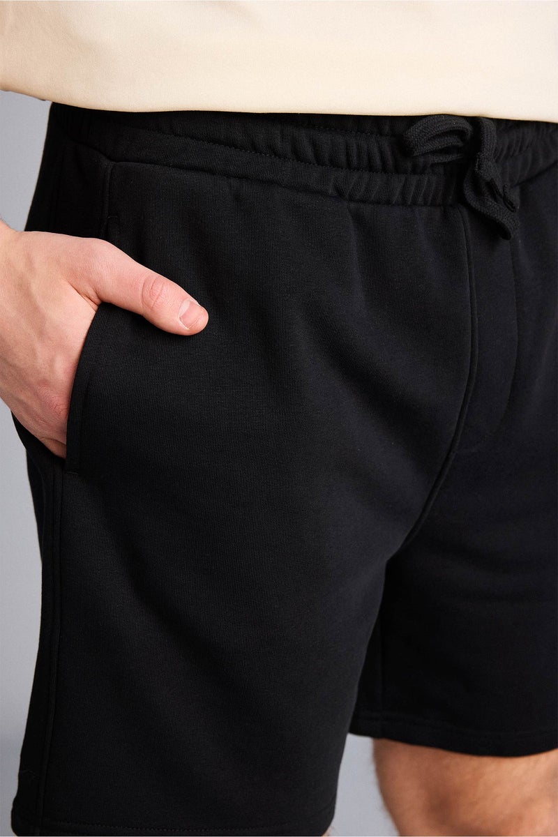 DeFacto Black Man Regular Fit Straight Leg Shorts Casual - Image 4