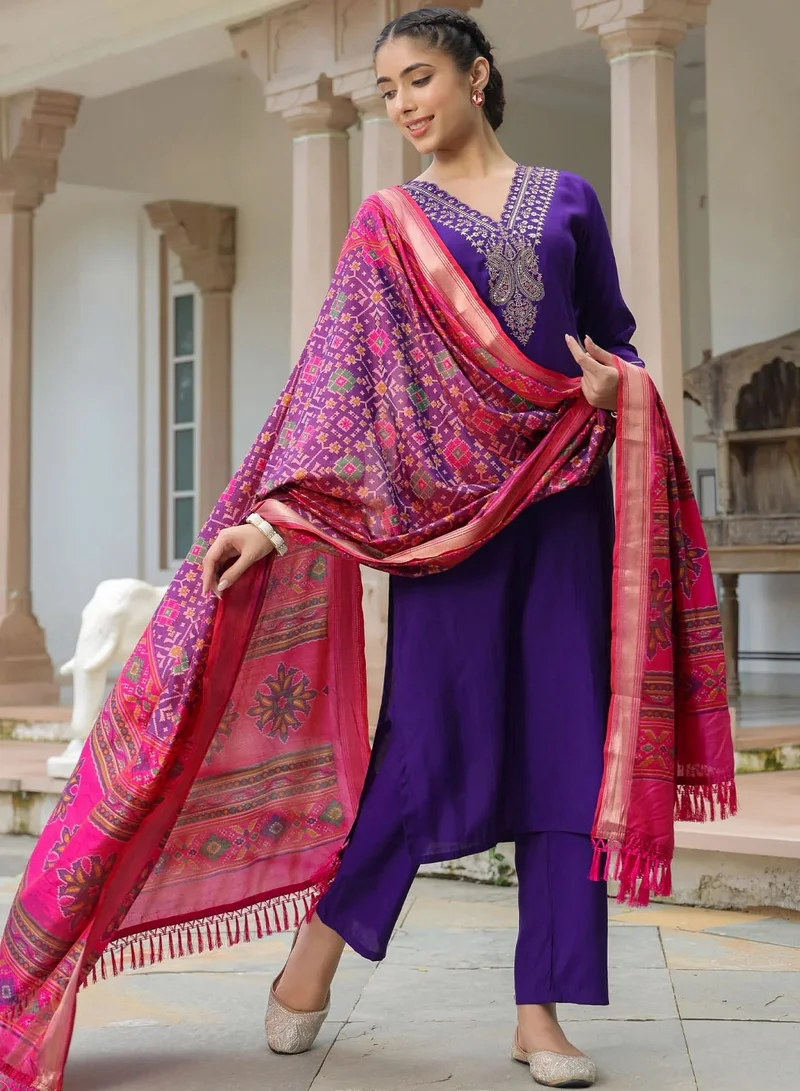 PRIYA’S PANACHE Purple Women's Muslin Straight Fit Kurta & Pant Set with Zari Embroidery & Patola Print Dupatta | Ethnic Wear for Women | Best Price UAE