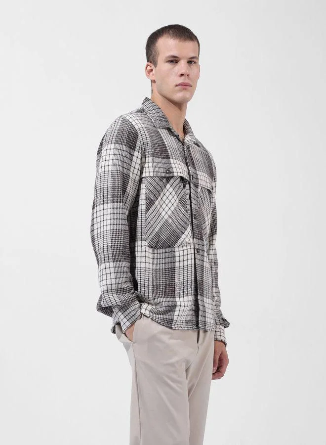 ذا انديان كراج كو Men Regular Fit Checked Cutaway Collar Full Sleeves Shirt