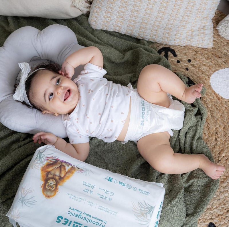 Bloomies Premium Baby Diapers Size 2,3,4, Counts 22,40,66,120, Wetness Indicator Eco-friendly and Hypoallergenic Ultra-soft Nappy Diaper Skin Friendly, Leakage Protection,100% Organic Natural Bamboo - Image 3