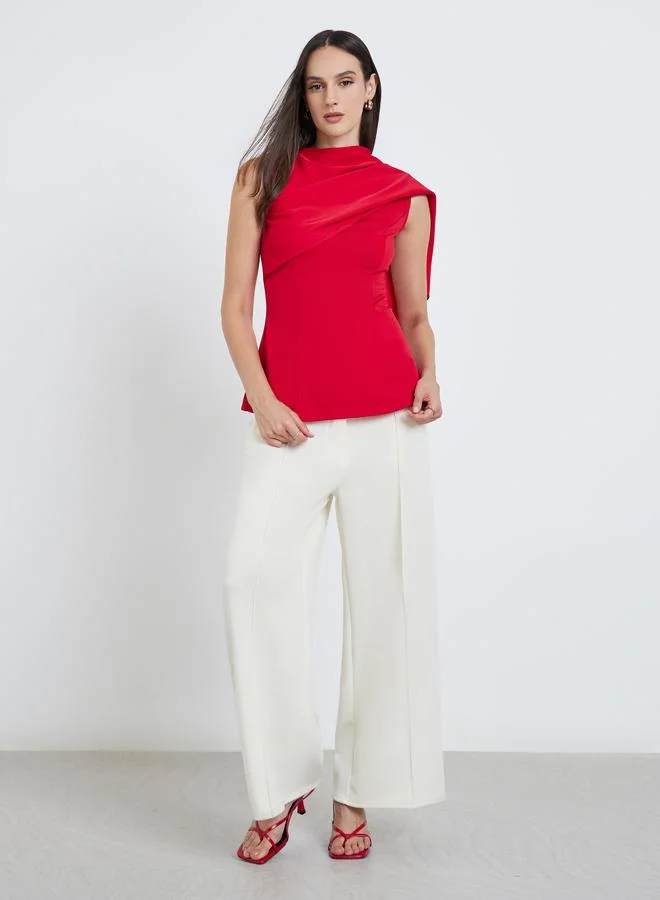 Styli Styli Solid Sleeveless Draped Detail Top
