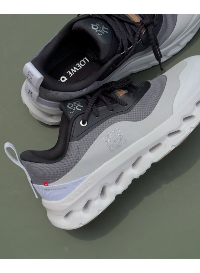 اون راننج حذاء رياضي On Running x Loewe Cloudtilt 2 - أسود/أبيض - Image 4