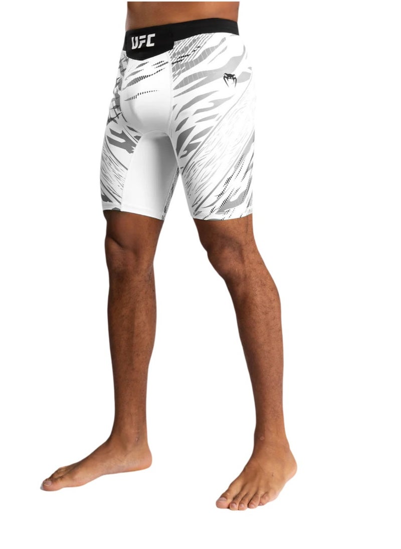 VENUM - UFC FUSION BY VENUM AUTHENTIC FIGHT NIGHT VALE TUDO SHORTS WHITE - Image 1