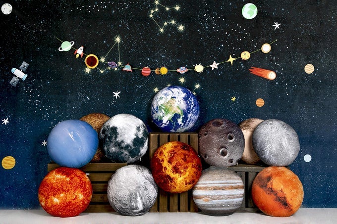 11 PIECE SET SPACE DECOR PLANET THROW PILLOW COVERS SOLAR SYSTEM UNIVERSE PLANET IMAGE DECORATIVE CUSHION COVER 15X15 ROUND PILLOW CASE KIDS ROOM DECORATION PILLOWS COVERS