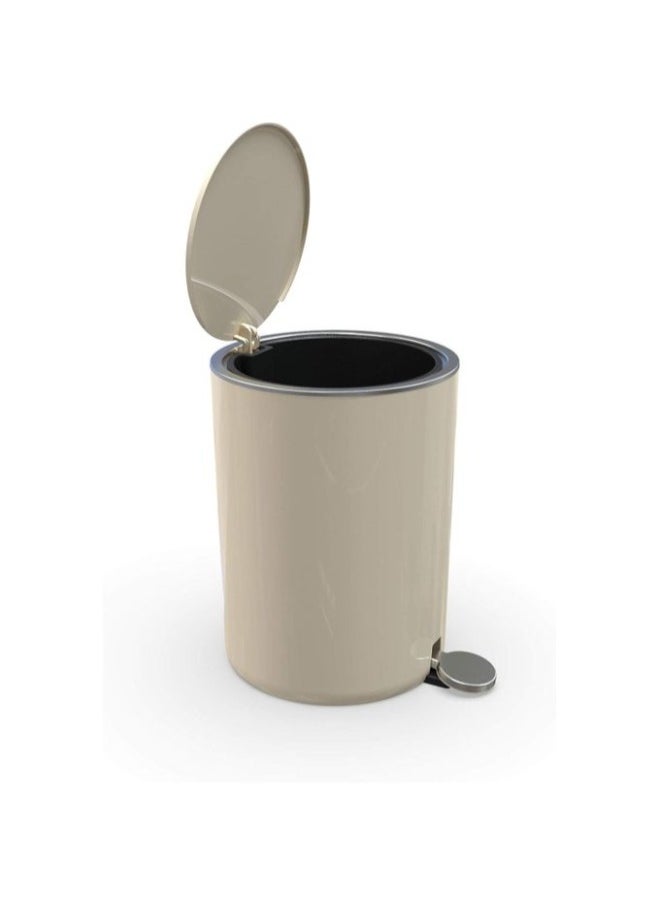 Primanova Acrylic Trash Can With Soft Close Lid Round Foot Pedal Removable Plastic Trash Can With Soft Closing Liter Bin 5 Liter- Beige  - Image 3