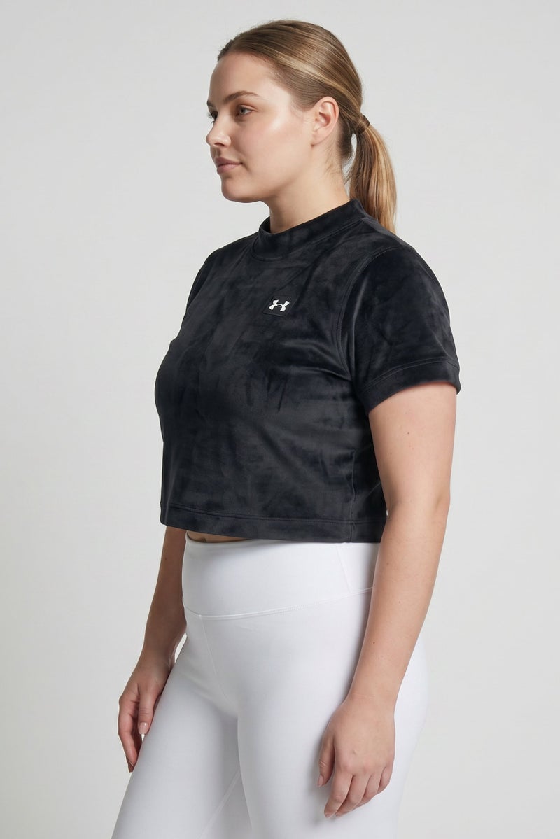 UNDER ARMOUR Women Fitted Short Sleeve Outdoor Top, Black - Image 3