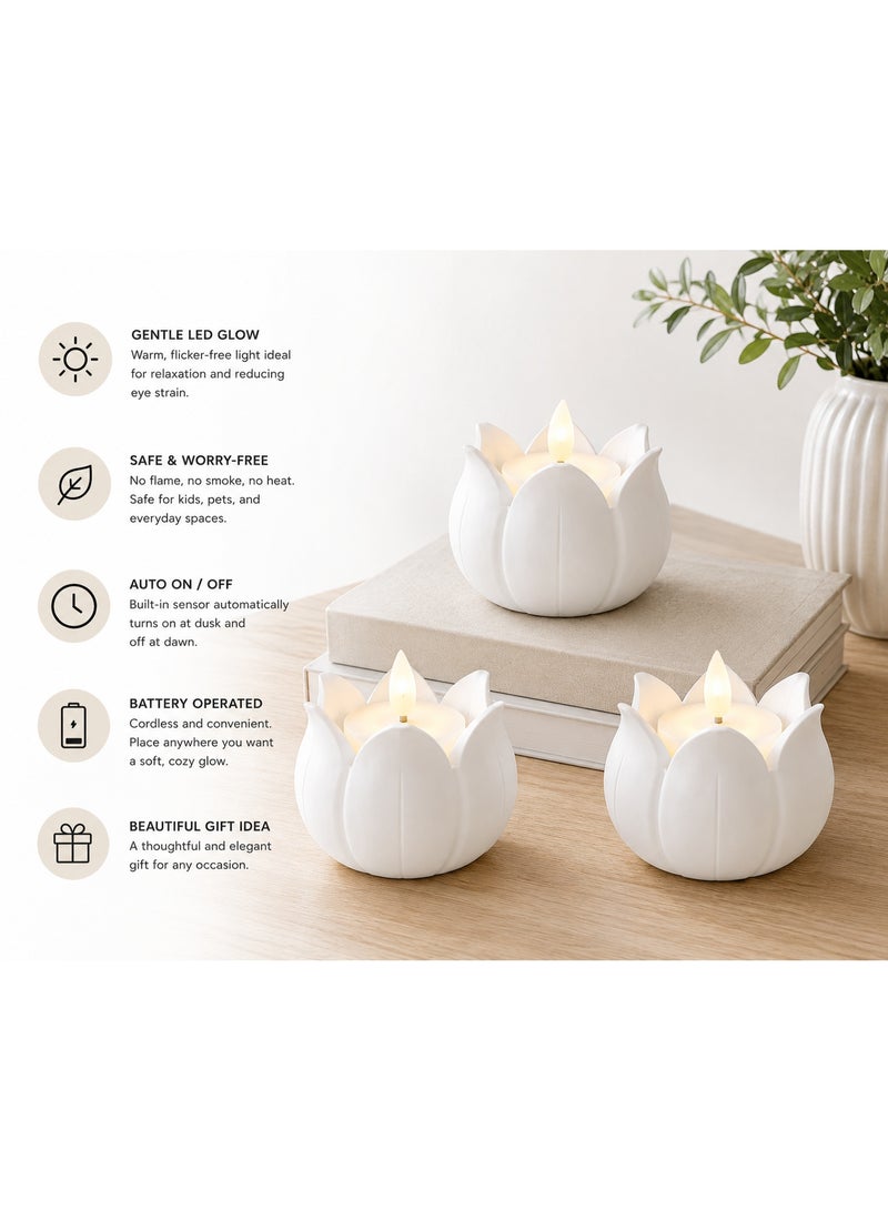 مجموعة من 3 حاملات شموع ديكورية بيضاء بتصميم زهرة اللوتس لشموع LED - Image 3