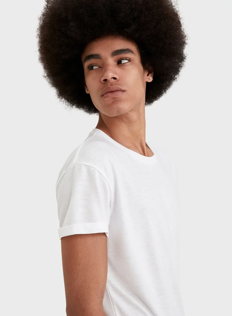 DeFacto Essential Crew Neck T-Shirt