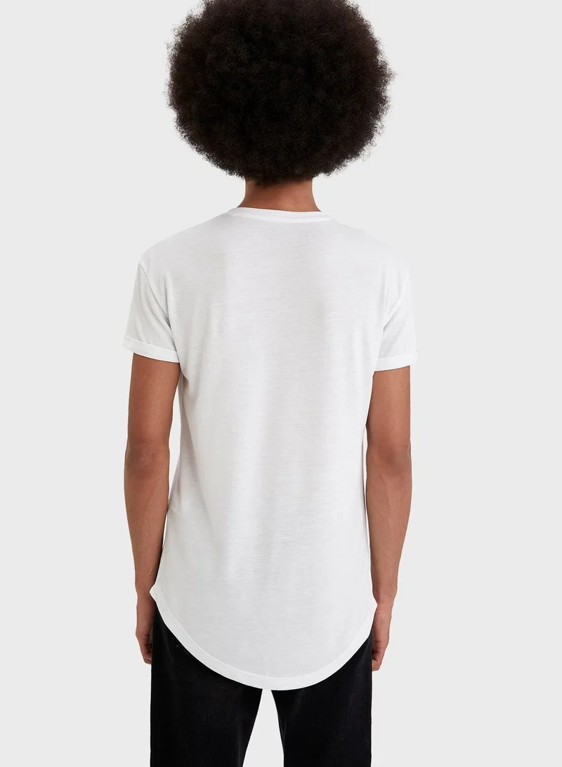 DeFacto Essential Crew Neck T-Shirt