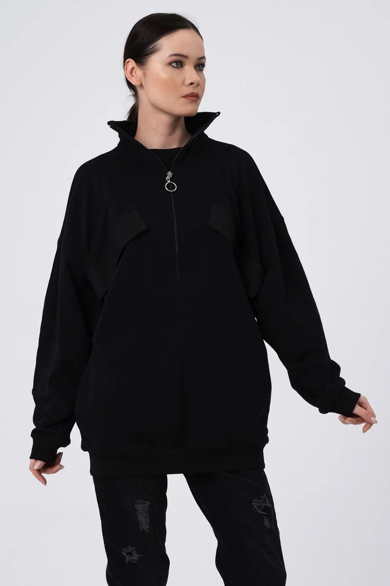 Alexander Gardi Oversize Sweatshirt with Embroidered Pocket B22-398A