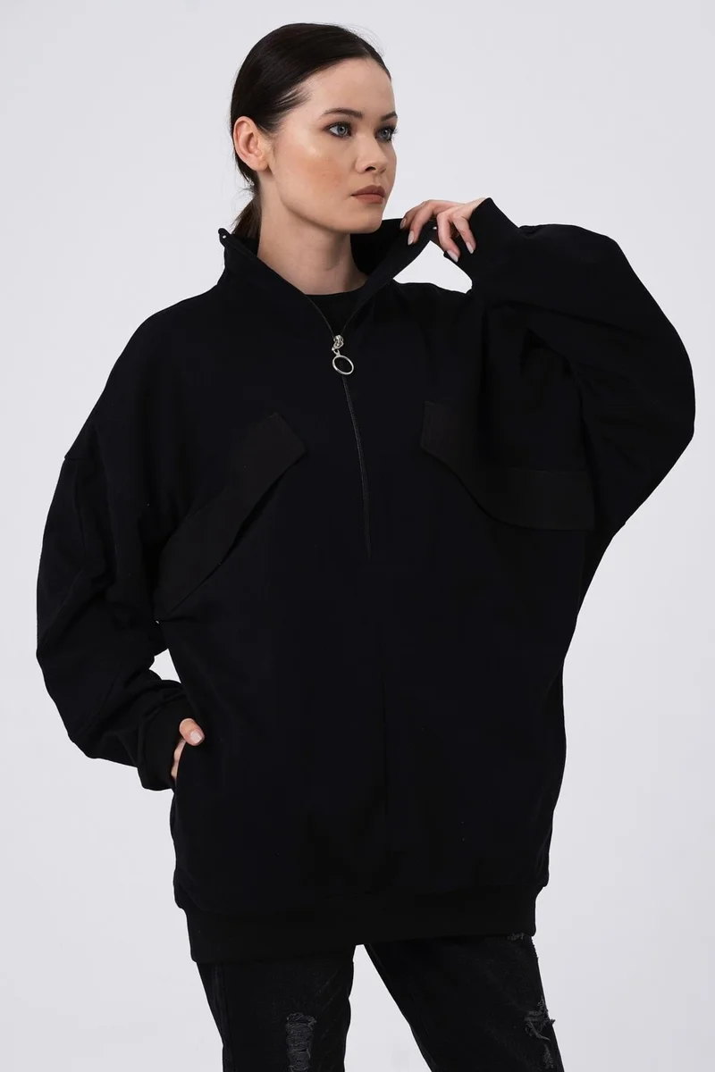 Alexander Gardi Oversize Sweatshirt with Embroidered Pocket B22-398A