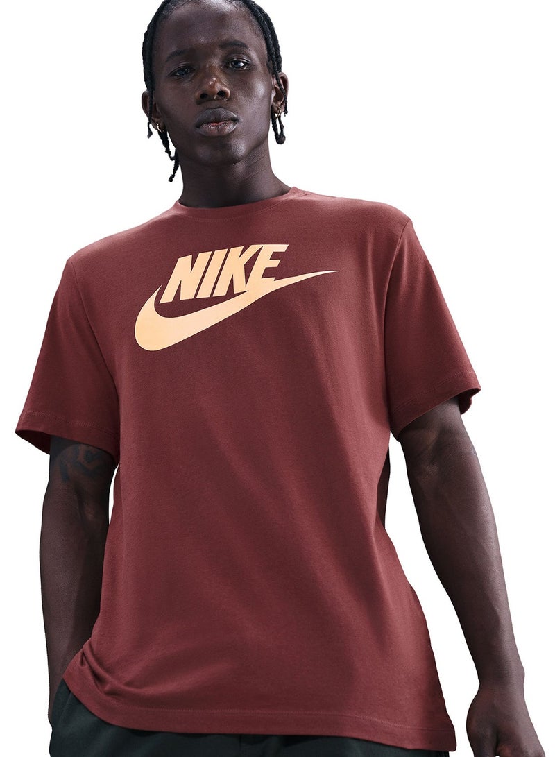 Nike Nsw Futura Icon T-Shirt - Image 1