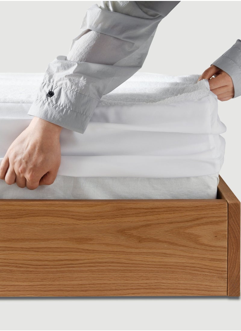 Master Home Textile - Waterproof Mattress Protector, For Double Size Bed, Fitted Sheet Style Mattress Cover with 35 cm deep pocket, Washable and Comfortable - Image 1