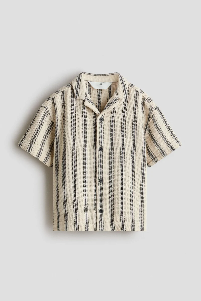 اتش اند ام قميص ريزورت بنسيج بارز