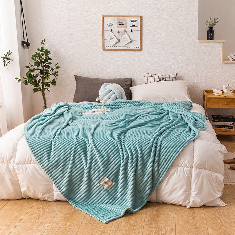New Magic Velvet Warm Blanket Flannel Thickened Gift Blanket Coral Velvet Blanket Milk Velvet Nap Blanket - Image 1
