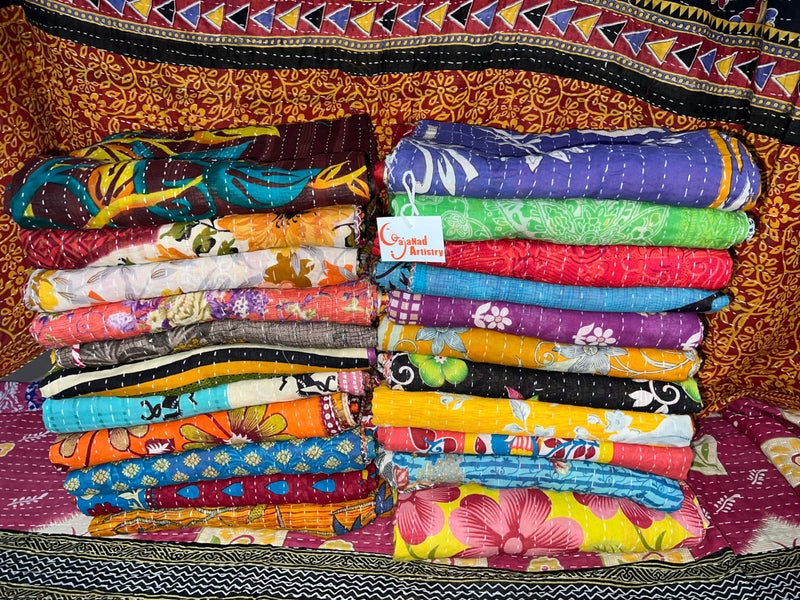 Gajanad Artistry Gajanad Artistry One Piece Vintage Kantha Quilts Reversible Bohemian Home Decor Handmade Indian Blanket Twin Size 85X55 Inches Assorted Multicolor 
