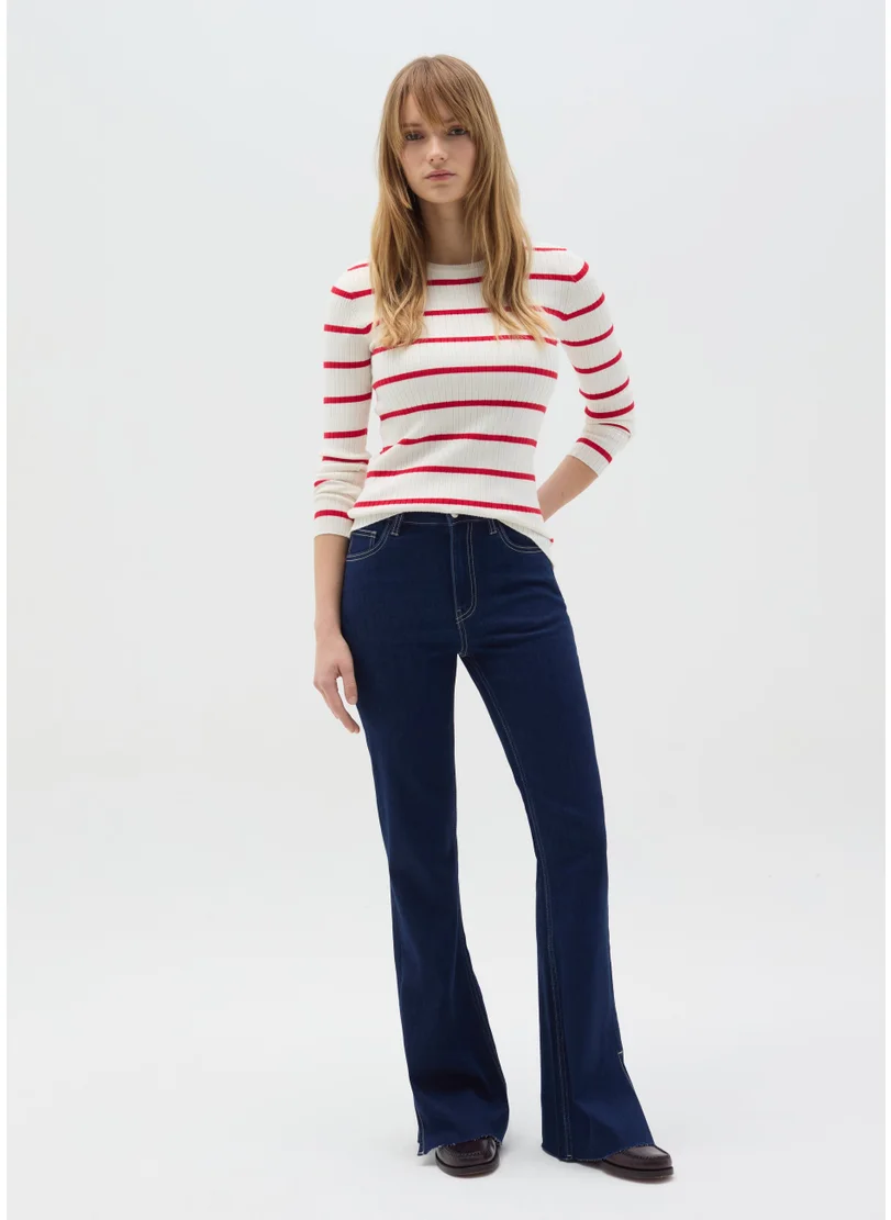 او في اس Flat Ribbed Top With Striped Pattern