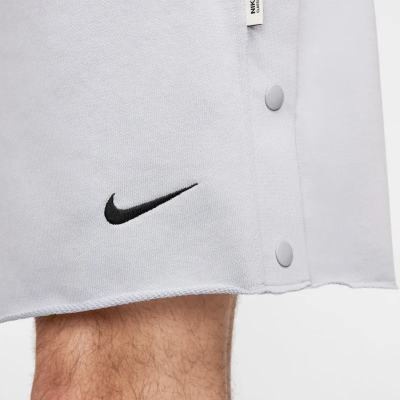 Nike Men's Standard Issue Dri-FIT Basketball Shorts