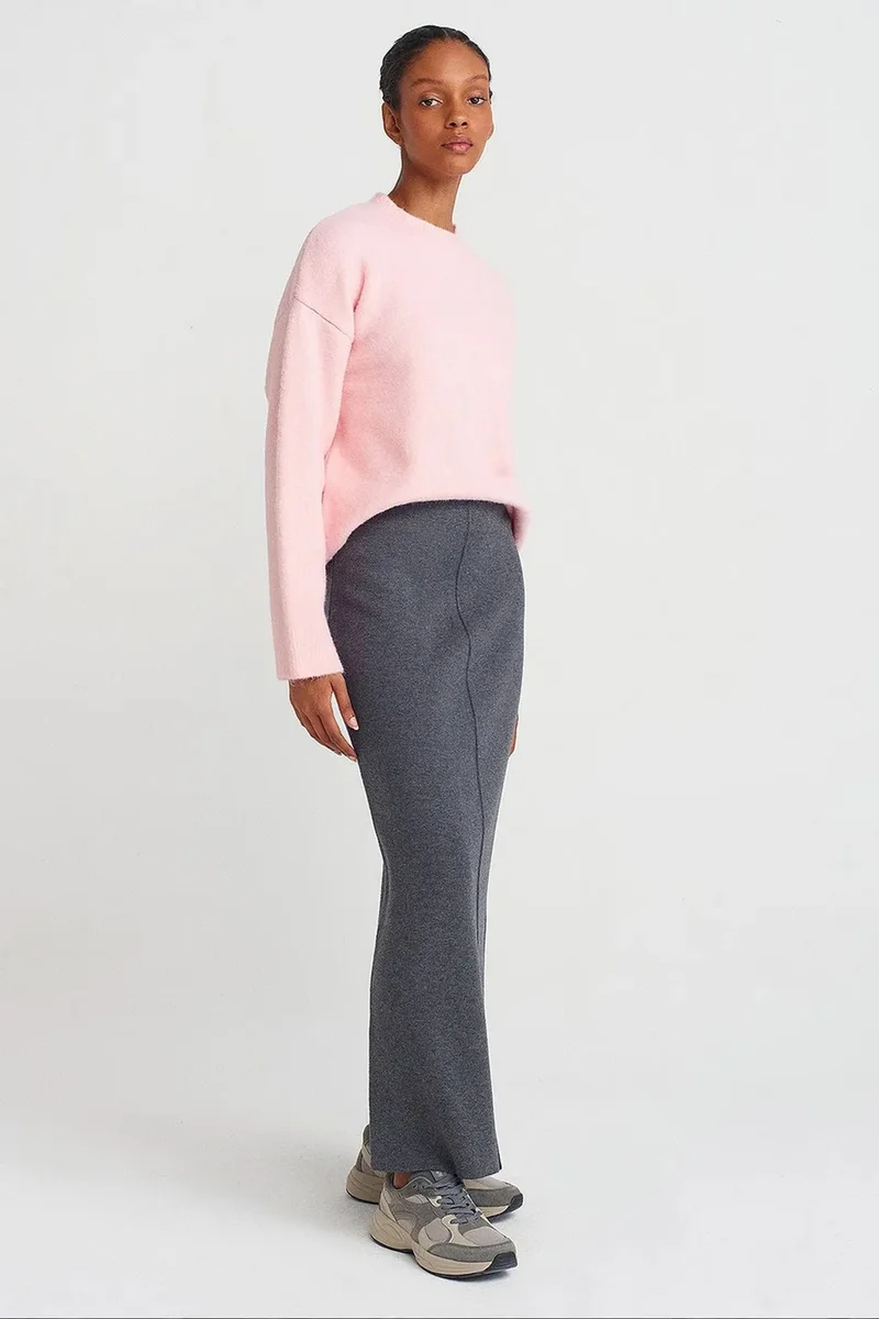 Dilvin Blush Pink DILVIN Women's Solid Crew Neck Ribbed Sweater for Women | Best Price UAE