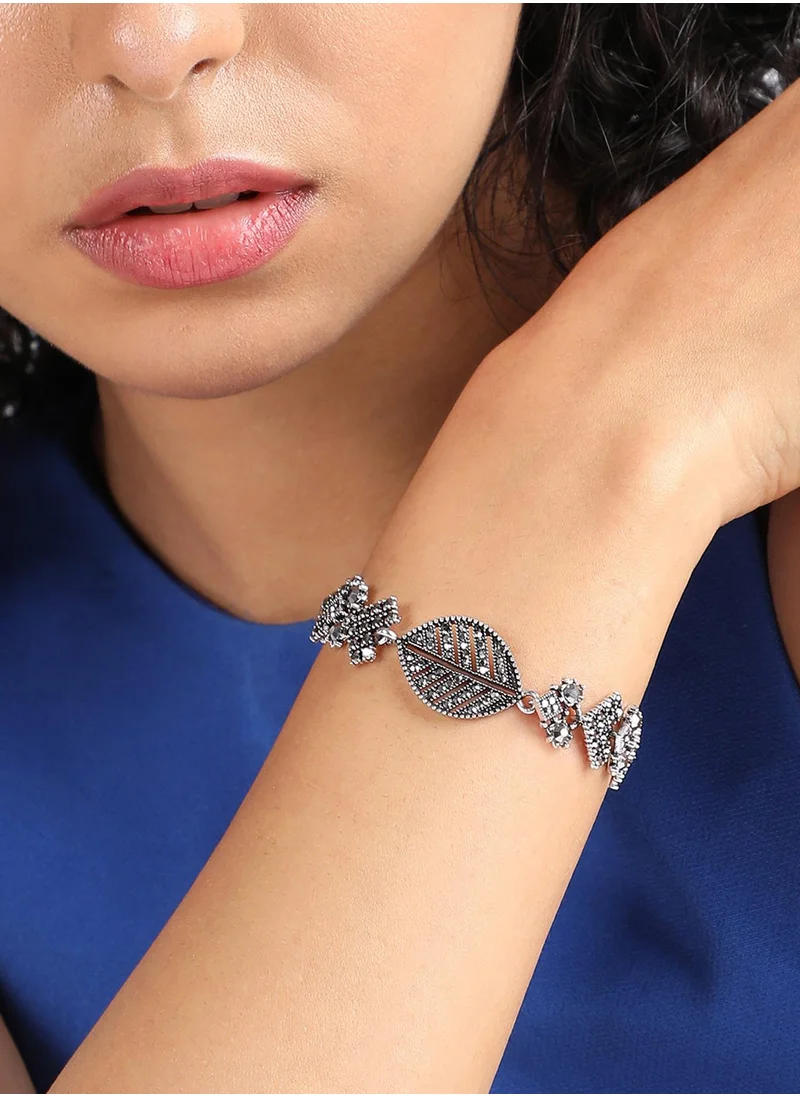 SOHI Leaf Crystal Bracelet - Silver