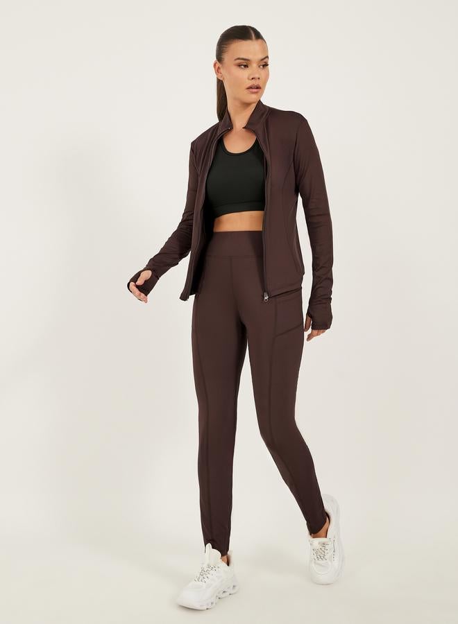 ستايلي اكتيف طقم رياضي بلون بني سادة - Image 2