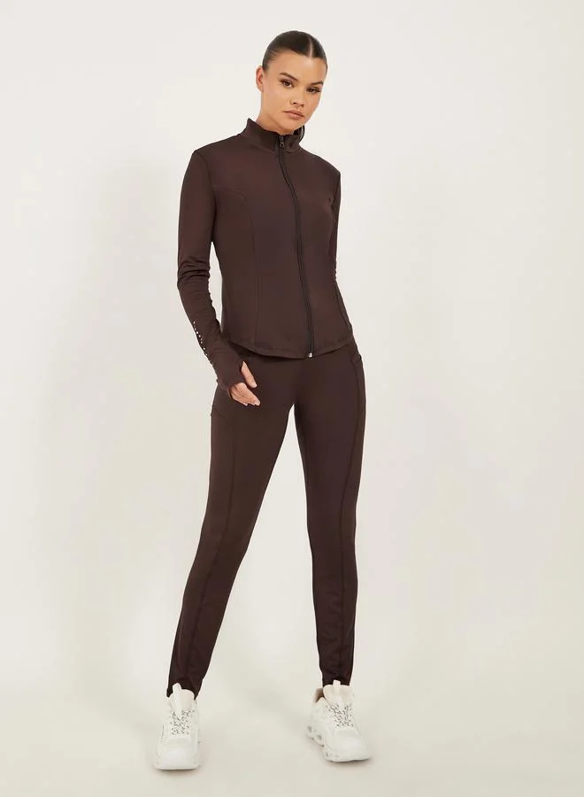 ستايلي اكتيف طقم رياضي بلون بني سادة