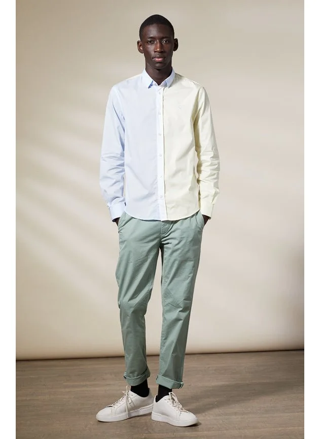 فيكونت أ. Cedric Blue White Yellow Shirt