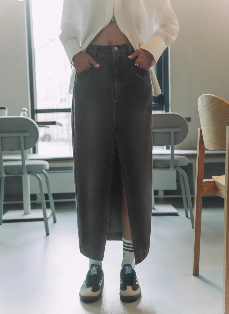 Lichi Maxi denim skirt with a front slit