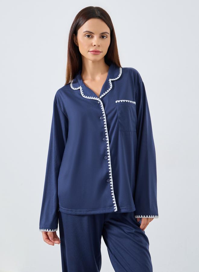 ستايلي طقم بيجاما من بنطال وبلوزة بتفاصيل مُطرّزة - Image 3