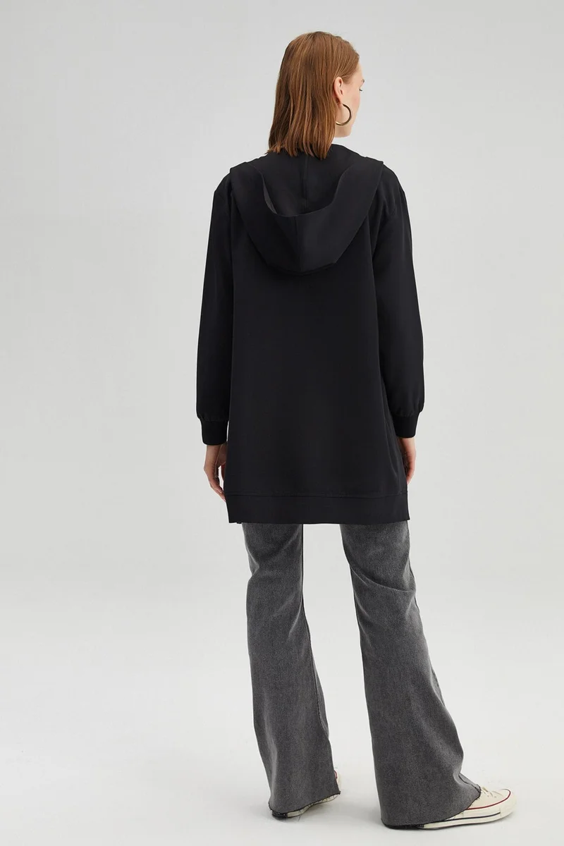 توتشي Prive Zippered Thin Crepe Jacket