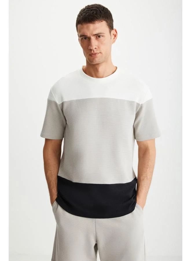 GRIMELANGE Karnox Men's Round Neck Short Sleeve Regular Fit Ecru/Beige/Black T-shirt.