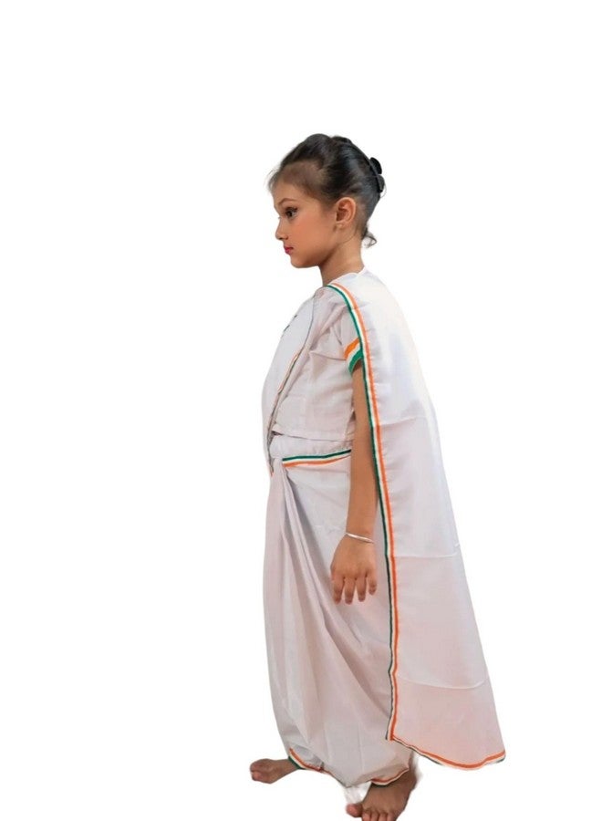 بوك ماي كوستيوم زي تنكري للفتيات من BookMyCostume بتصميم ساري ثلاثي الألوان بمناسبة يوم الاستقلال الهندي الوطني، مناسب للأعمار من 10 إلى 12 عامًا - Image 4