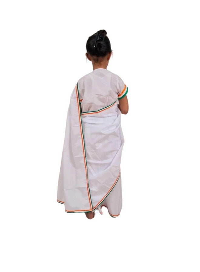 بوك ماي كوستيوم زي تنكري للفتيات من BookMyCostume بتصميم ساري ثلاثي الألوان بمناسبة يوم الاستقلال الهندي الوطني، مناسب للأعمار من 10 إلى 12 عامًا - Image 3