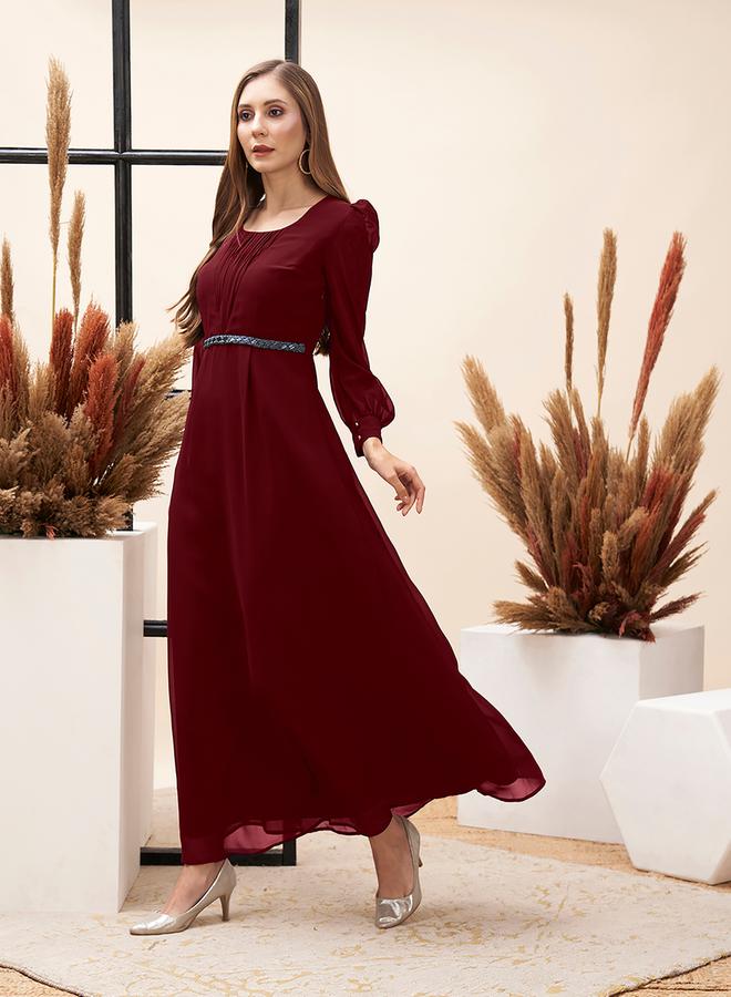 ميش فستان ماكسي مشموش بتفاصيل مربعة وأكمام بالون - Image 4