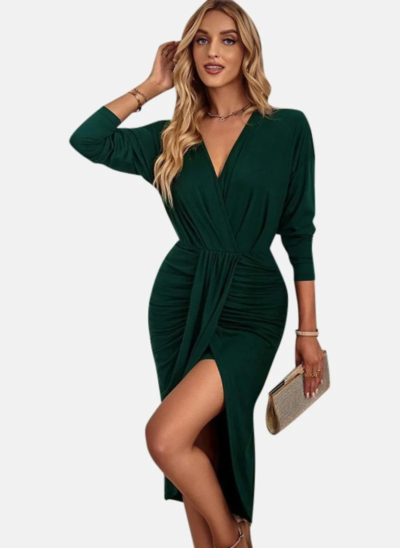 يونيكي Green Solid Sheath Midi Dress